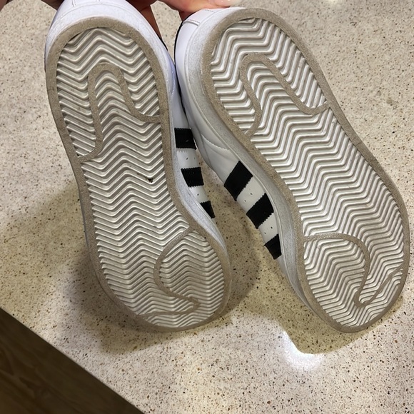 Adidas - Picture 4 of 5